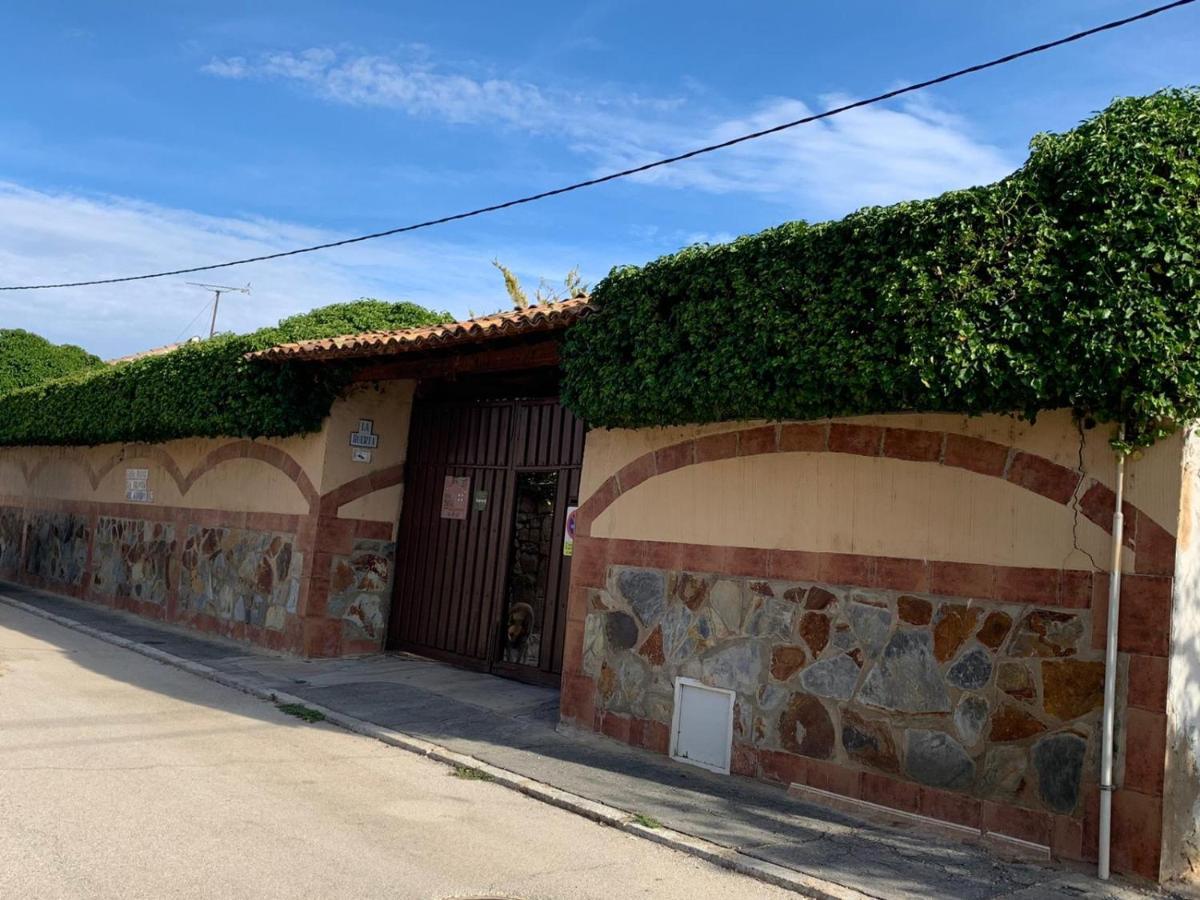 La Huerta Del Rivero San Esteban De Gormaz Luaran gambar